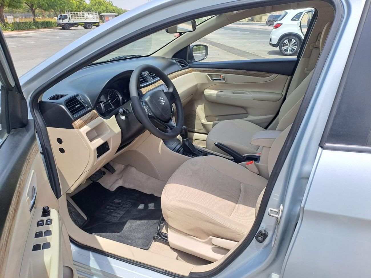 Suzuki Ciaz 480-Monthly l GCC l Camera, GPS l Accident Free