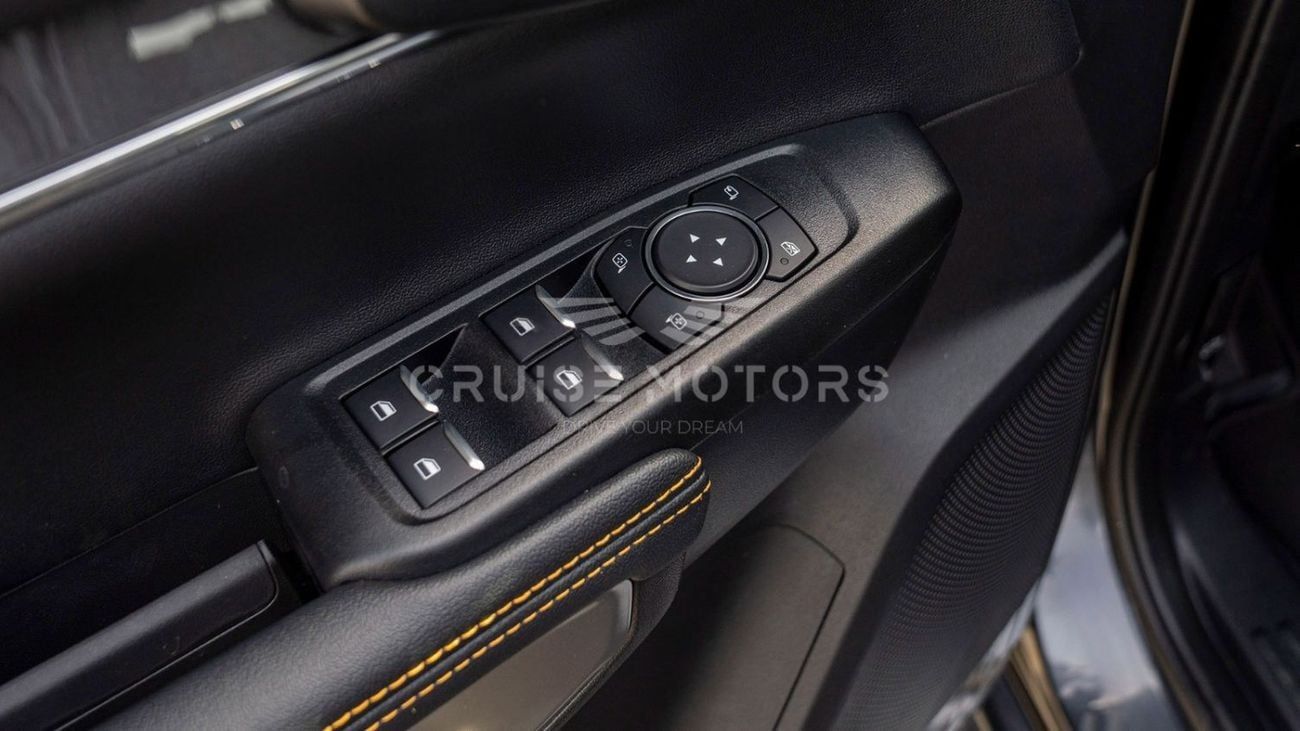 فورد رانجر WILDTRAK 2.0T Diesel - Automatic . Pick Up Truck . Four Wheel Drive . 5 Seats . 4 Doors . Meteor Gre