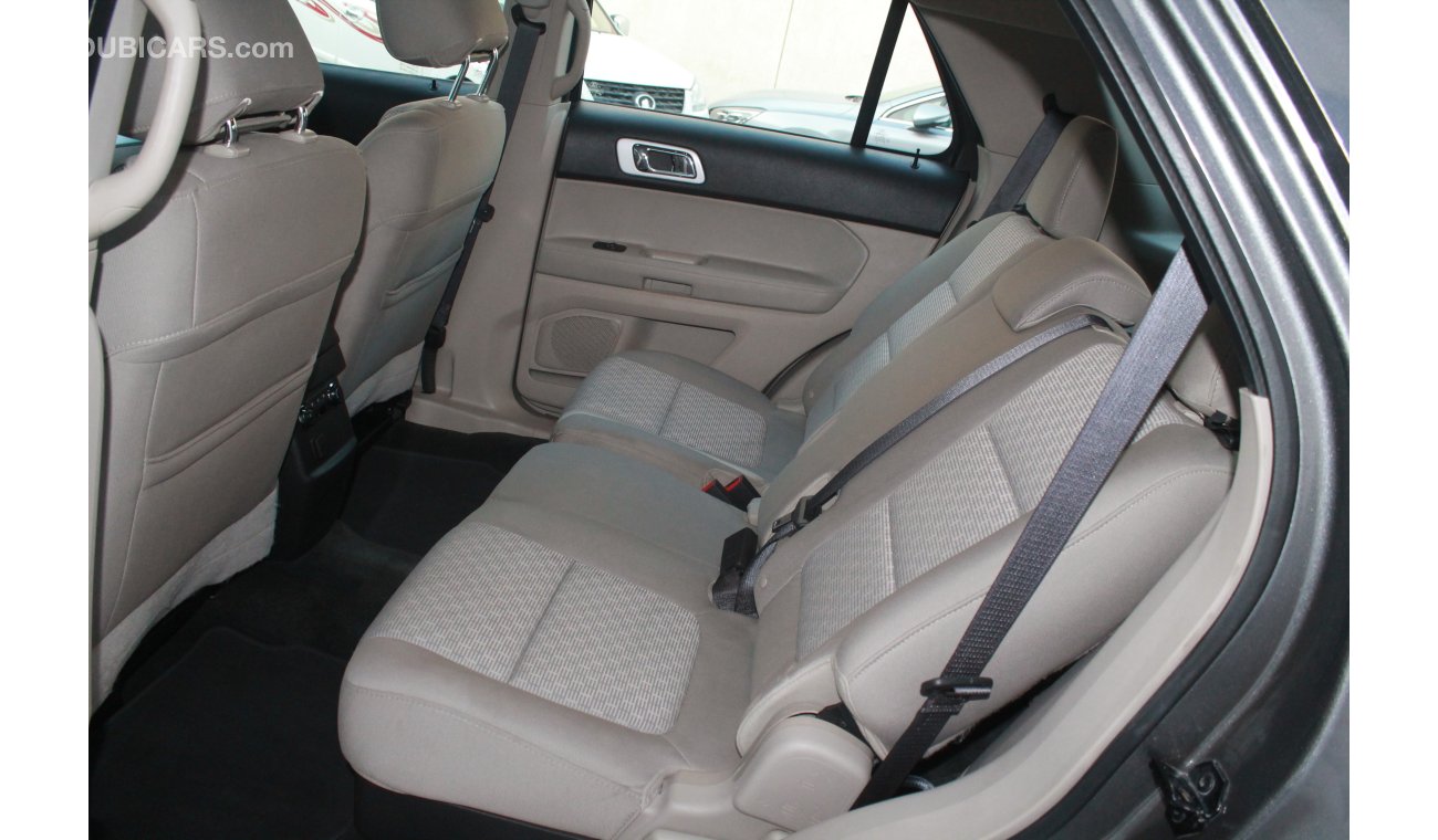Ford Explorer 3.5L XLT V6 ALL WHEEL DRIVE 2014 MODEL