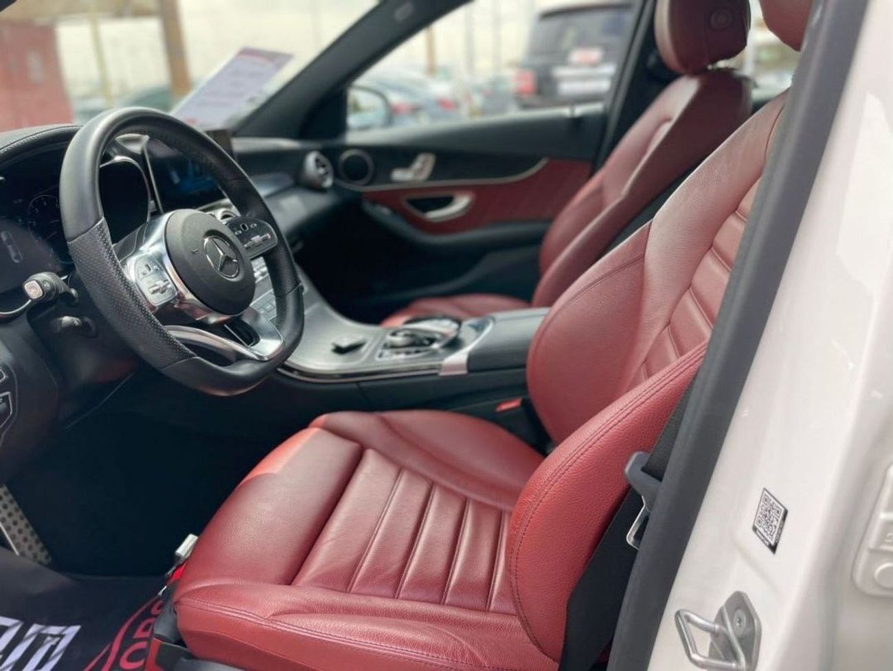 مرسيدس بنز C 200 بريميوم