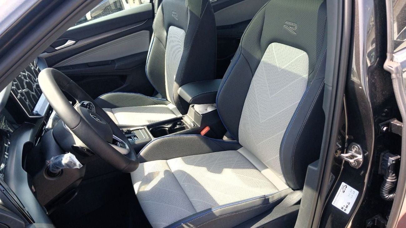 فولكس واجن جولف Volkswagen Golf R-line1.5L Petrol Turbo 2024YM