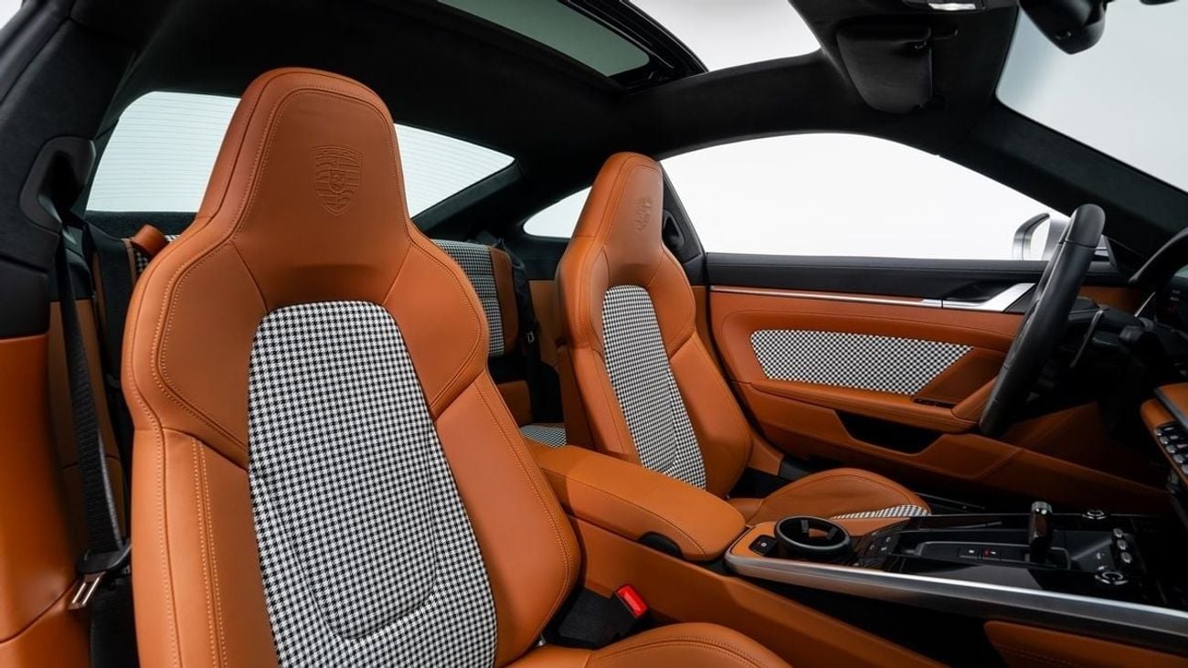 Porsche 911 TURBO - Heritage Design Interior - 2025 - GCC - Under Warranty