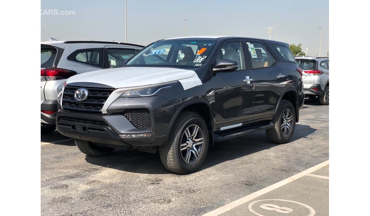 تويوتا فورتونر TOYOTA FORTUNER GX 2.7L 4x2 AT