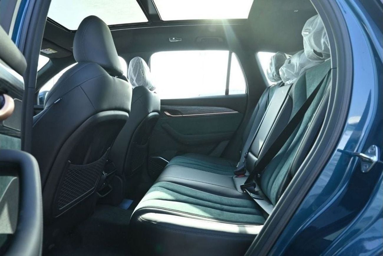 جيلي مونجارو Geely Monjaro 2.0L Turbo, 4WD Petrol, Model 2024 , Color Teal