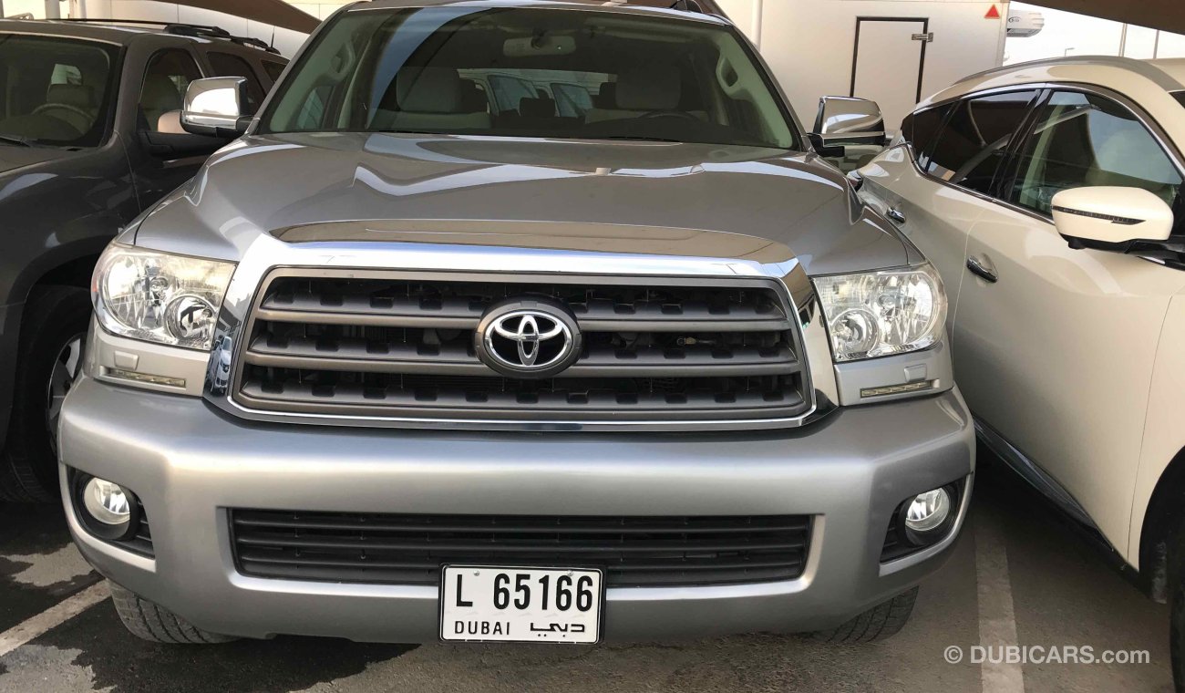 Toyota Sequoia