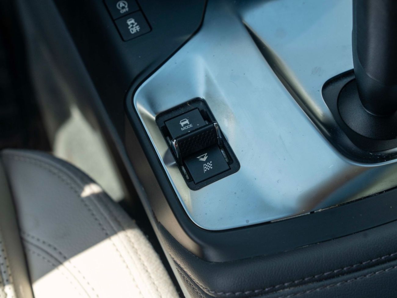 جاكوار E Pace AED 1,258 PM • E-PACE P200 AWD S • PRISTINE CONDITION