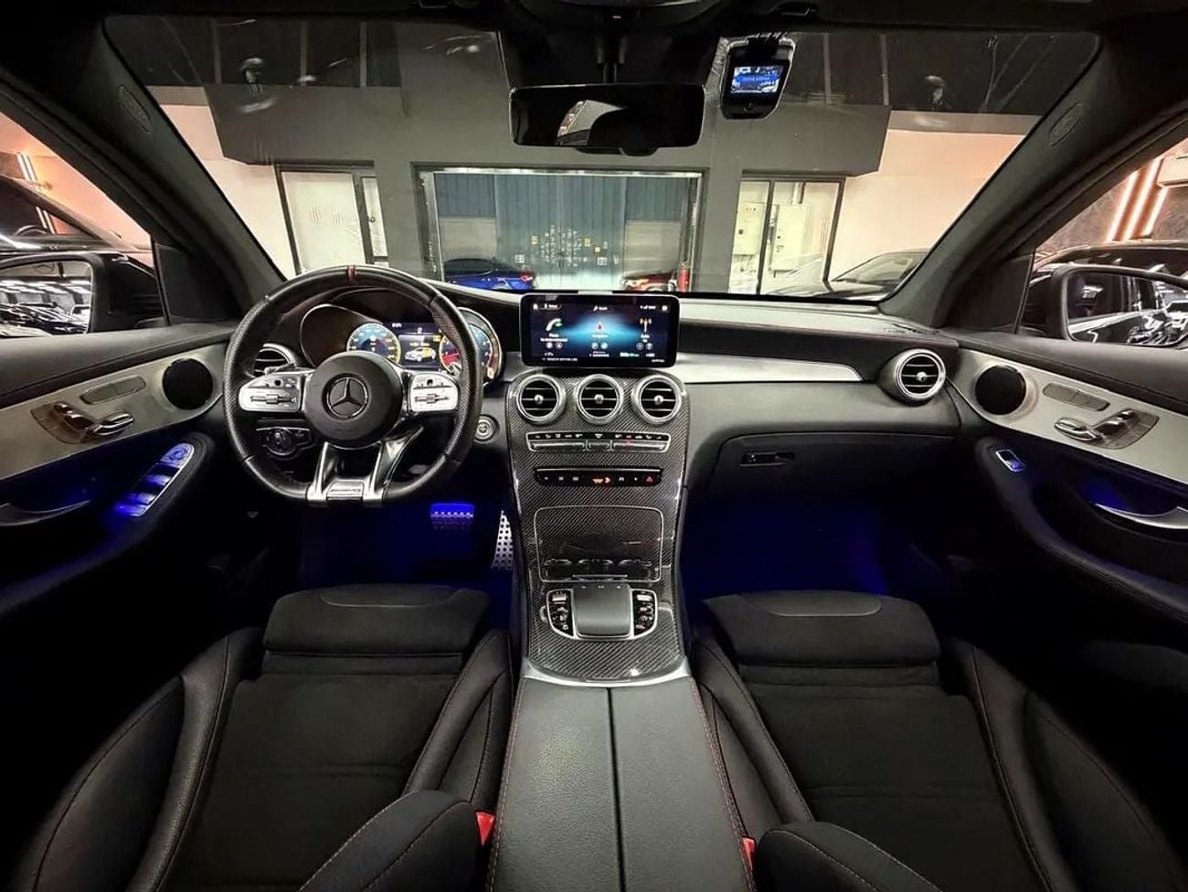 مرسيدس بنز GLC 43 AMG STANDARD