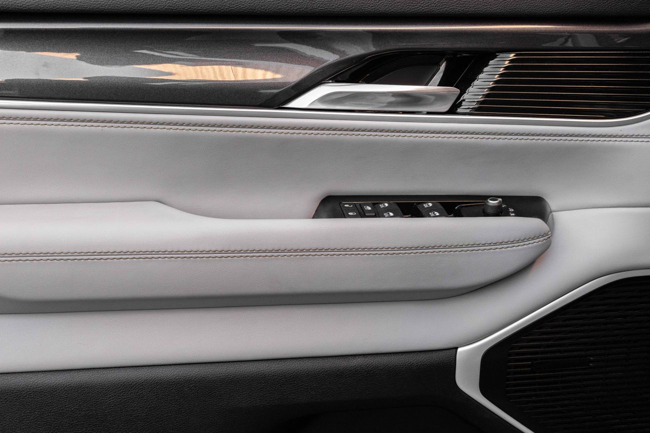 جيب جراند واجونير Grand Wagoneer | 2,644 P.M | 0% Downpayment | Jeep Warranty