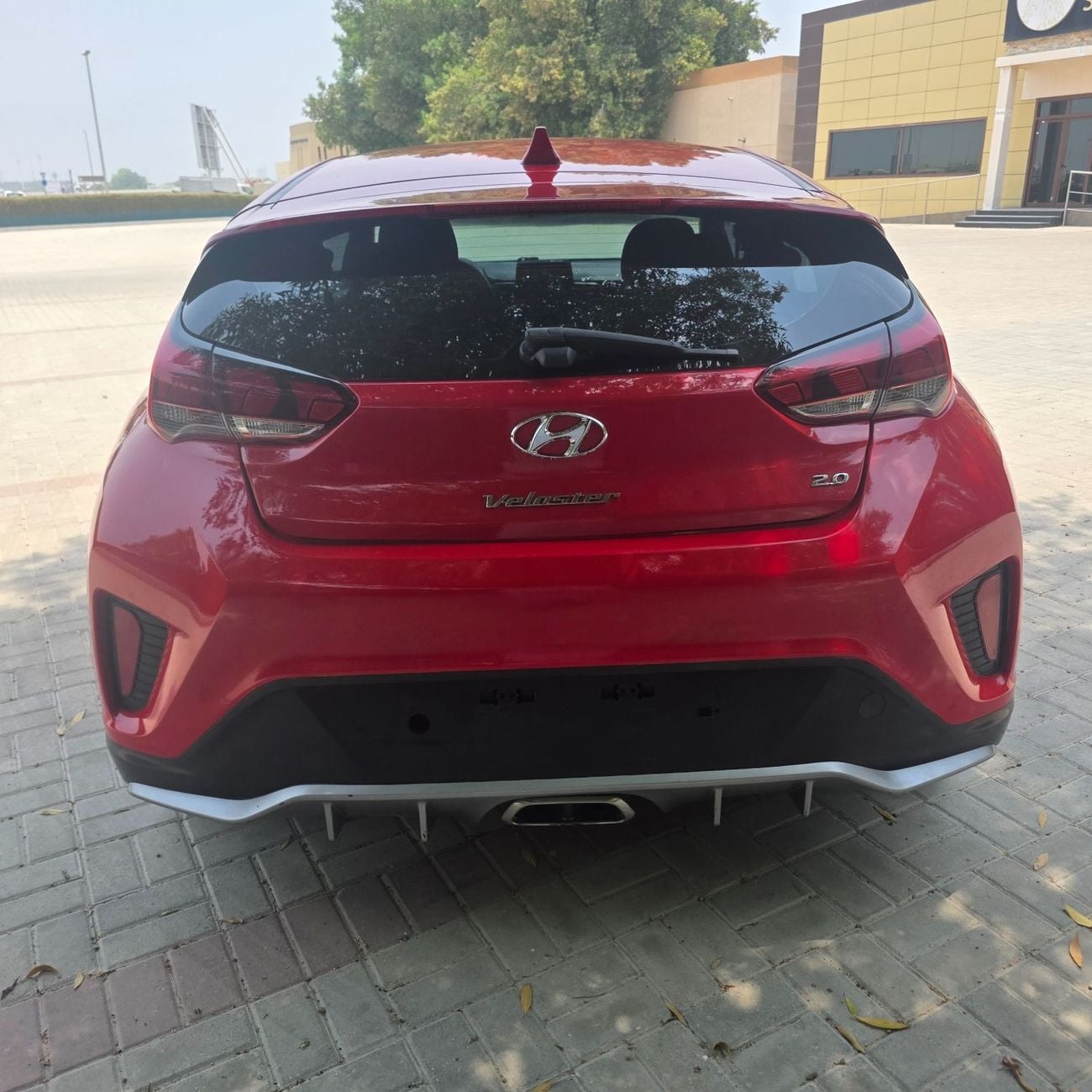 Hyundai Veloster GLS MID