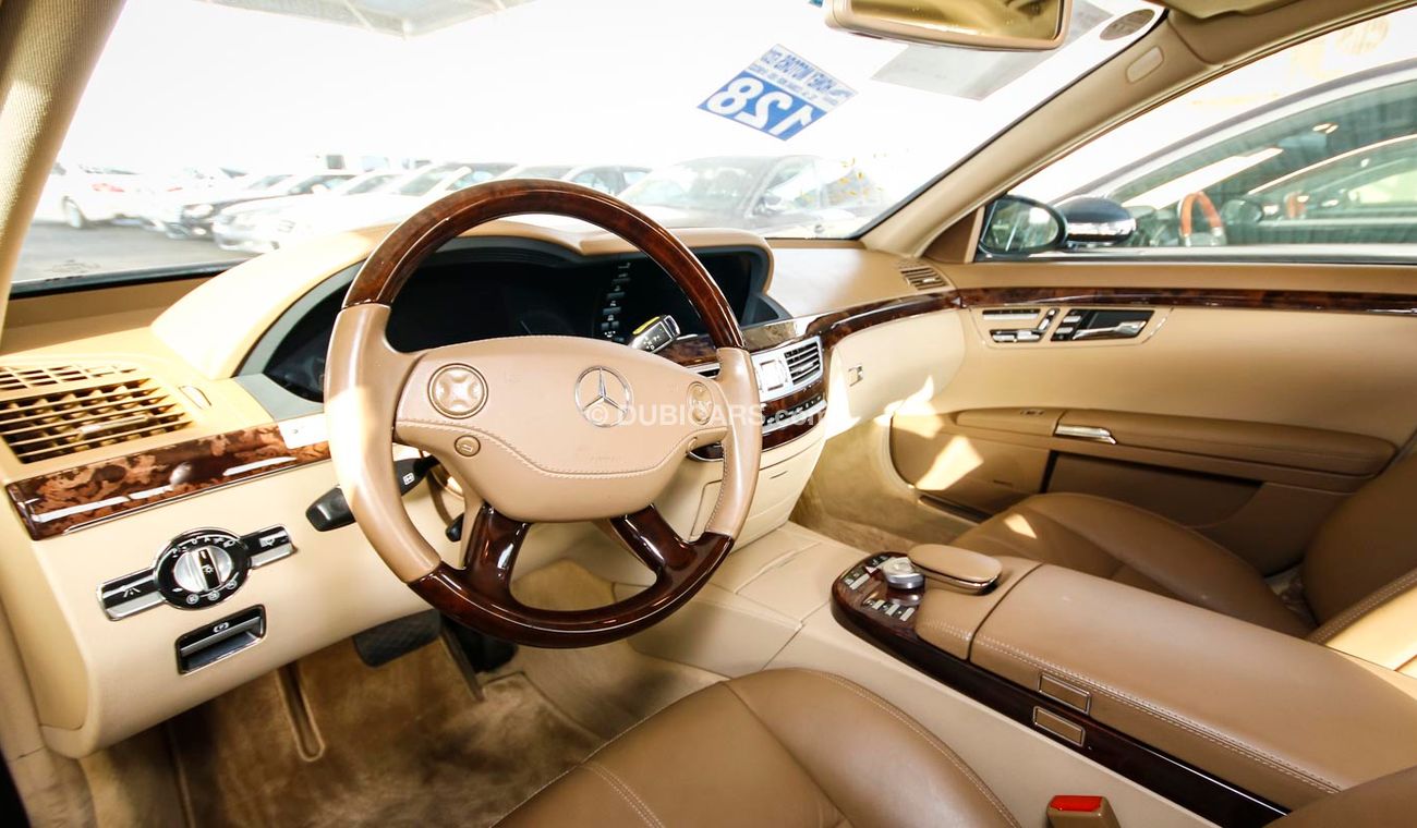 Mercedes-Benz S 500