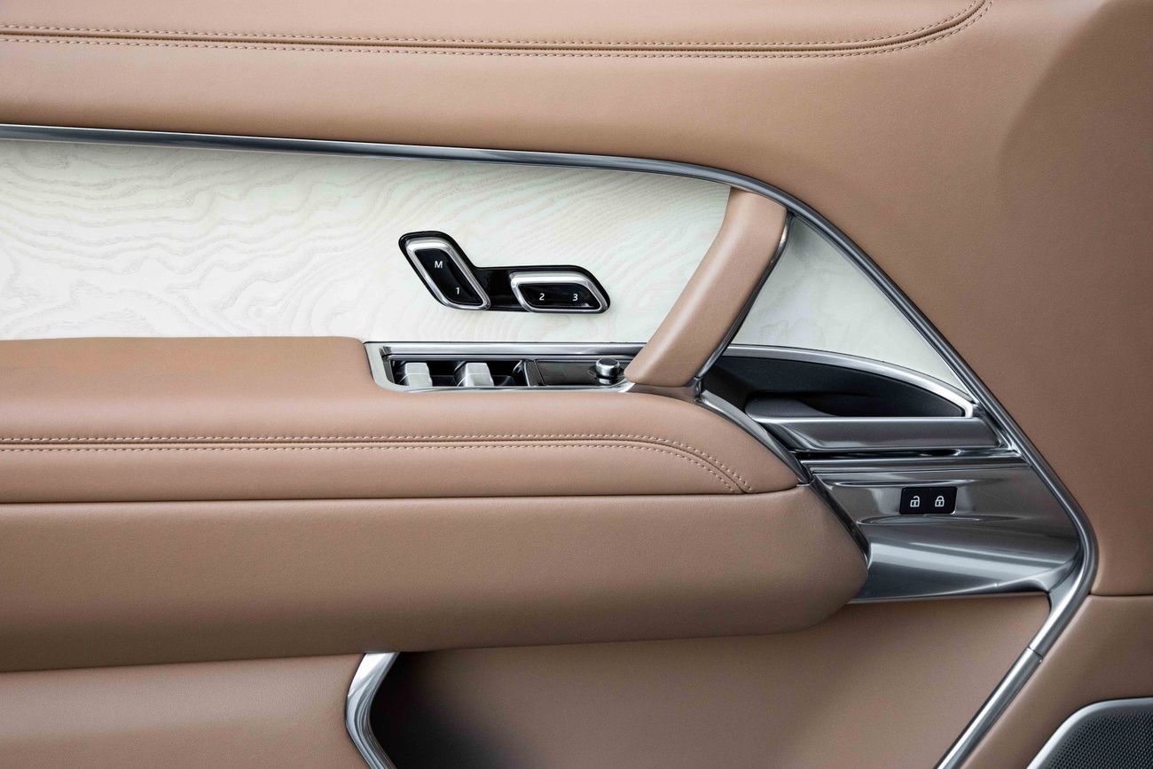 Land Rover Range Rover Range Rover P530 SV | 12,338 P.M | 0% Downpayment | Excellent Condition!