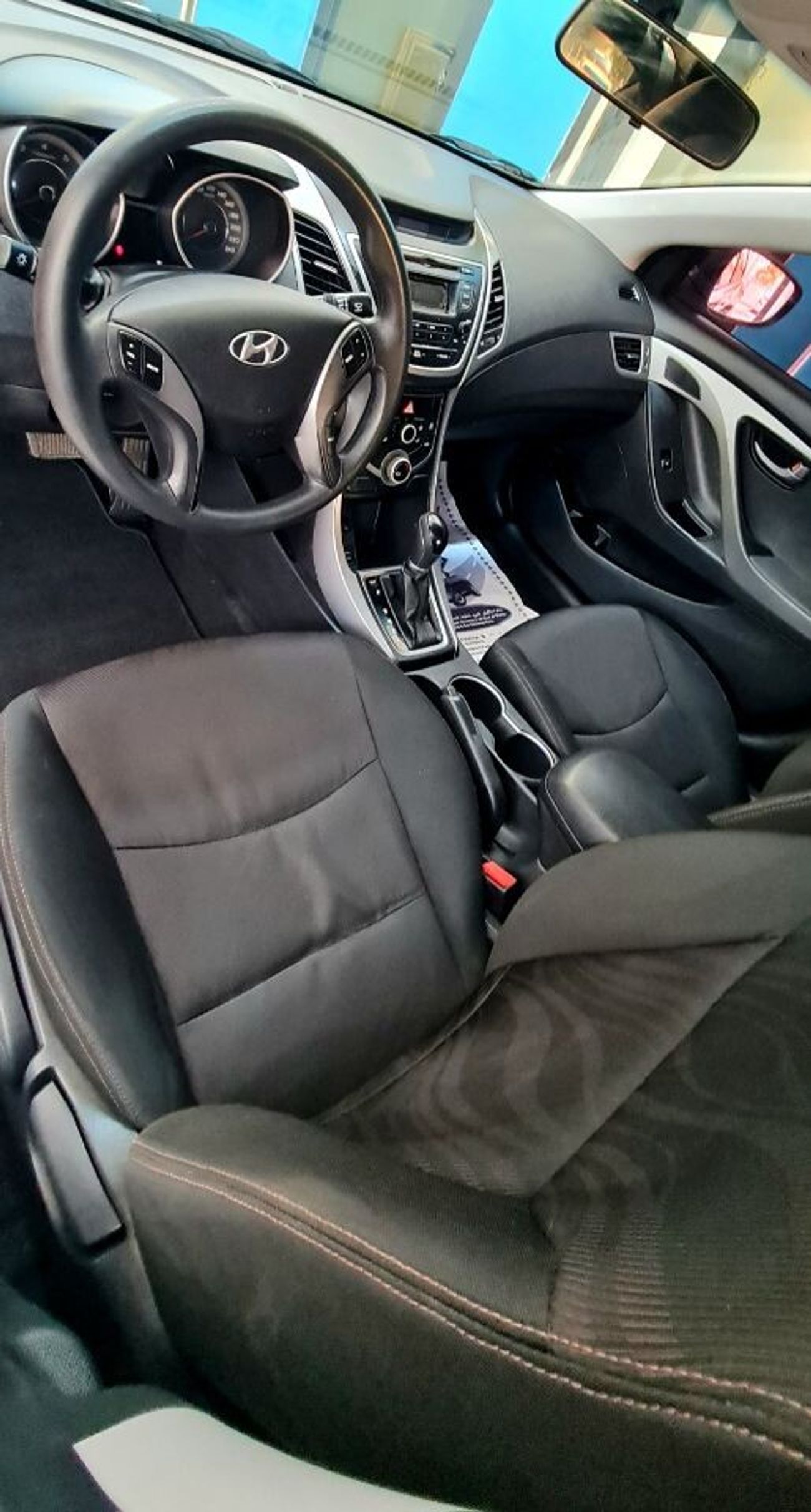 Hyundai Elantra HYUNDAI ELANTRA GCC  1.8 ENGINE  2015
