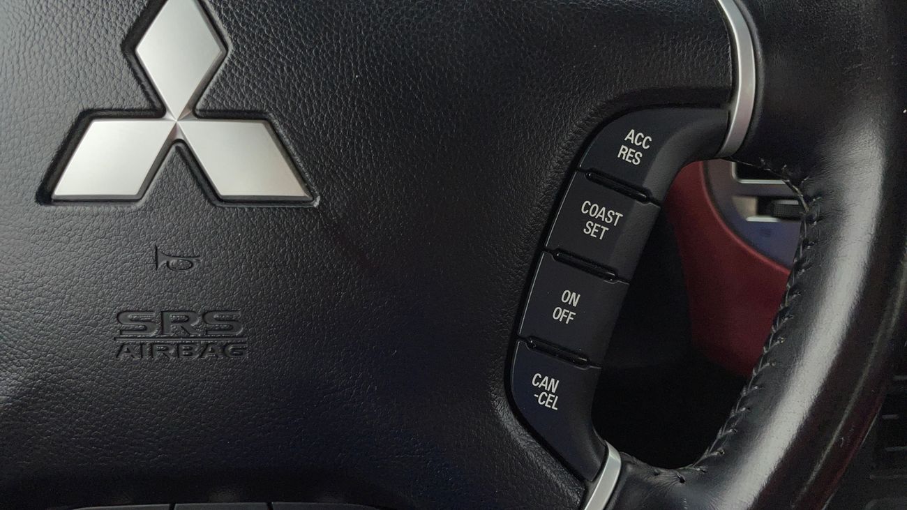 ميتسوبيشي باجيرو GLS HIGHLINE SIGNATURE EDITION 3.8 | بدون دفعة مقدمة | اختبار القيادة في المنزل