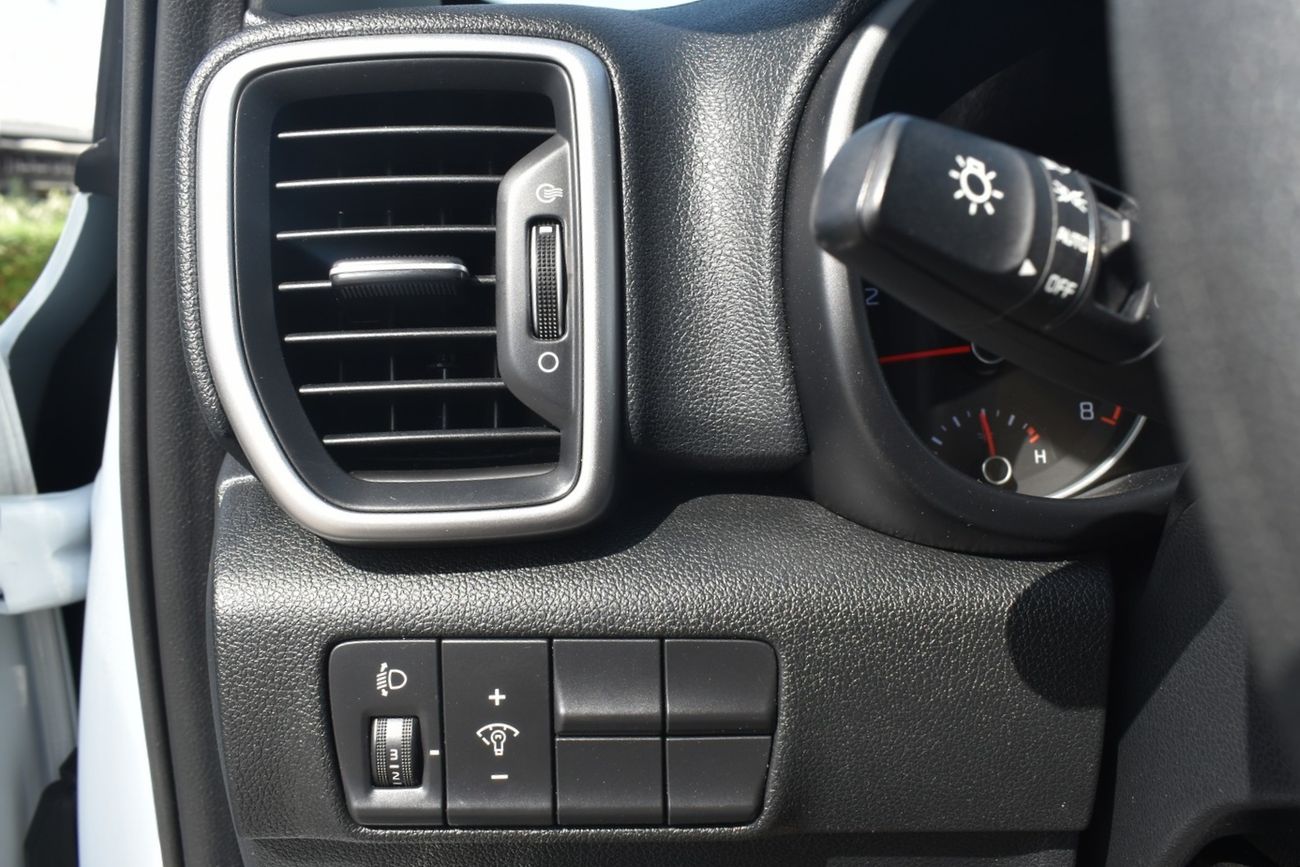 Kia Sportage LX-2020-WHT