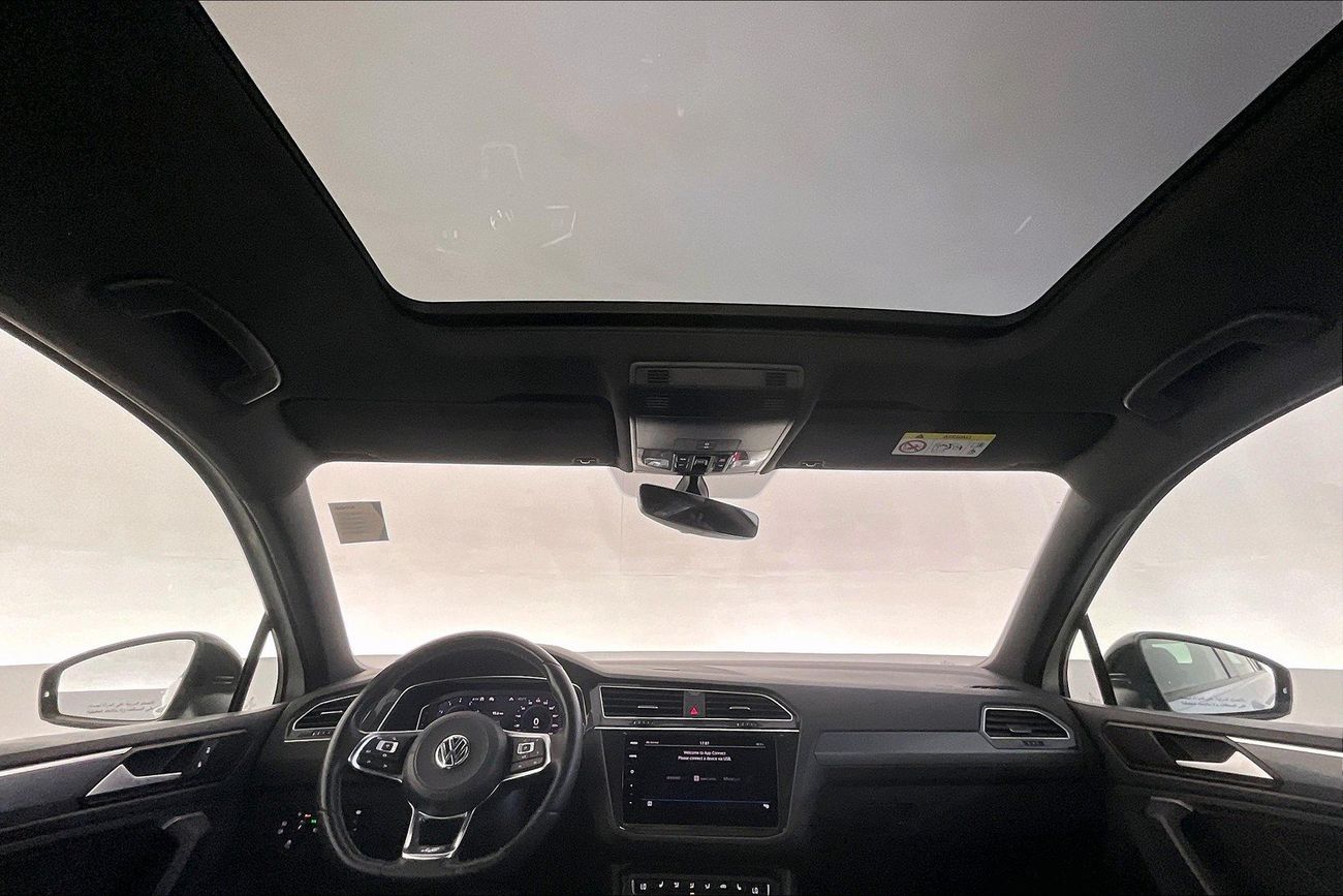 فولكس واجن تيجوان R-Line | شامل الضمان | 0 ﺪﻔﻋﺓ ﺃﻮﻟﻯ