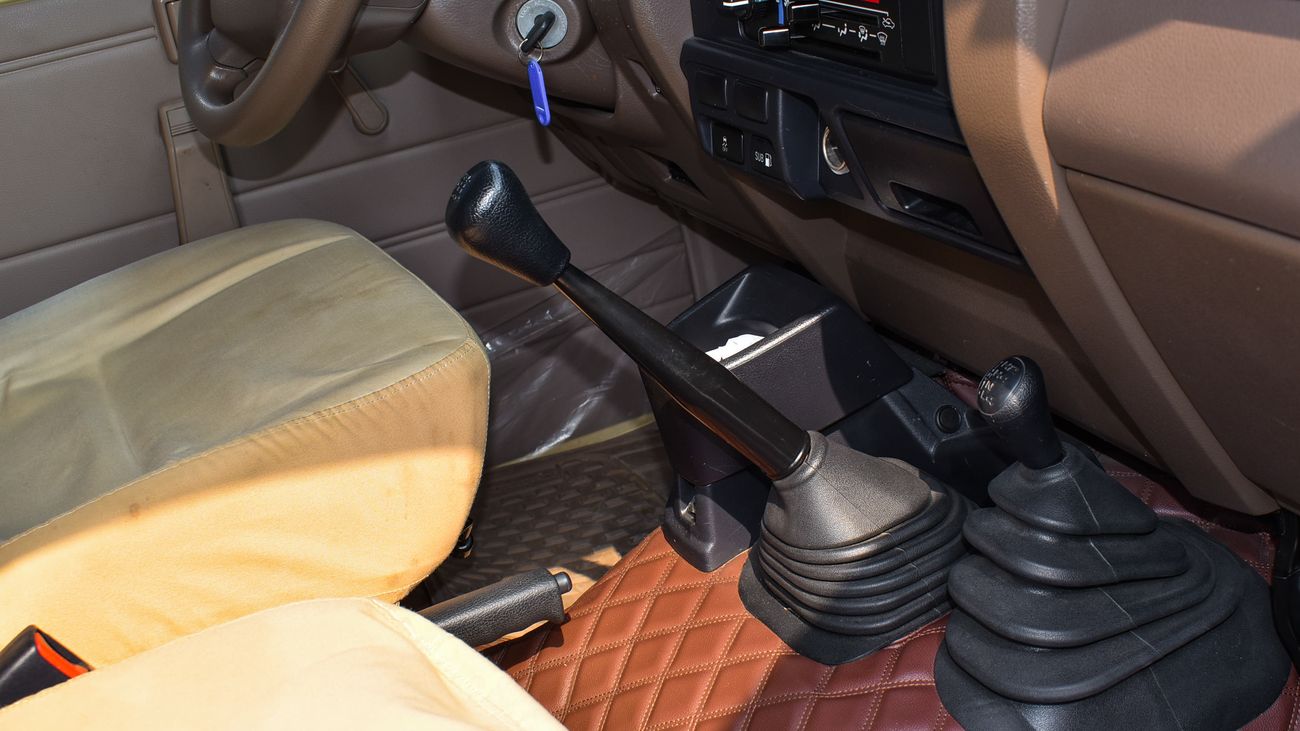 Toyota Land Cruiser Pick Up