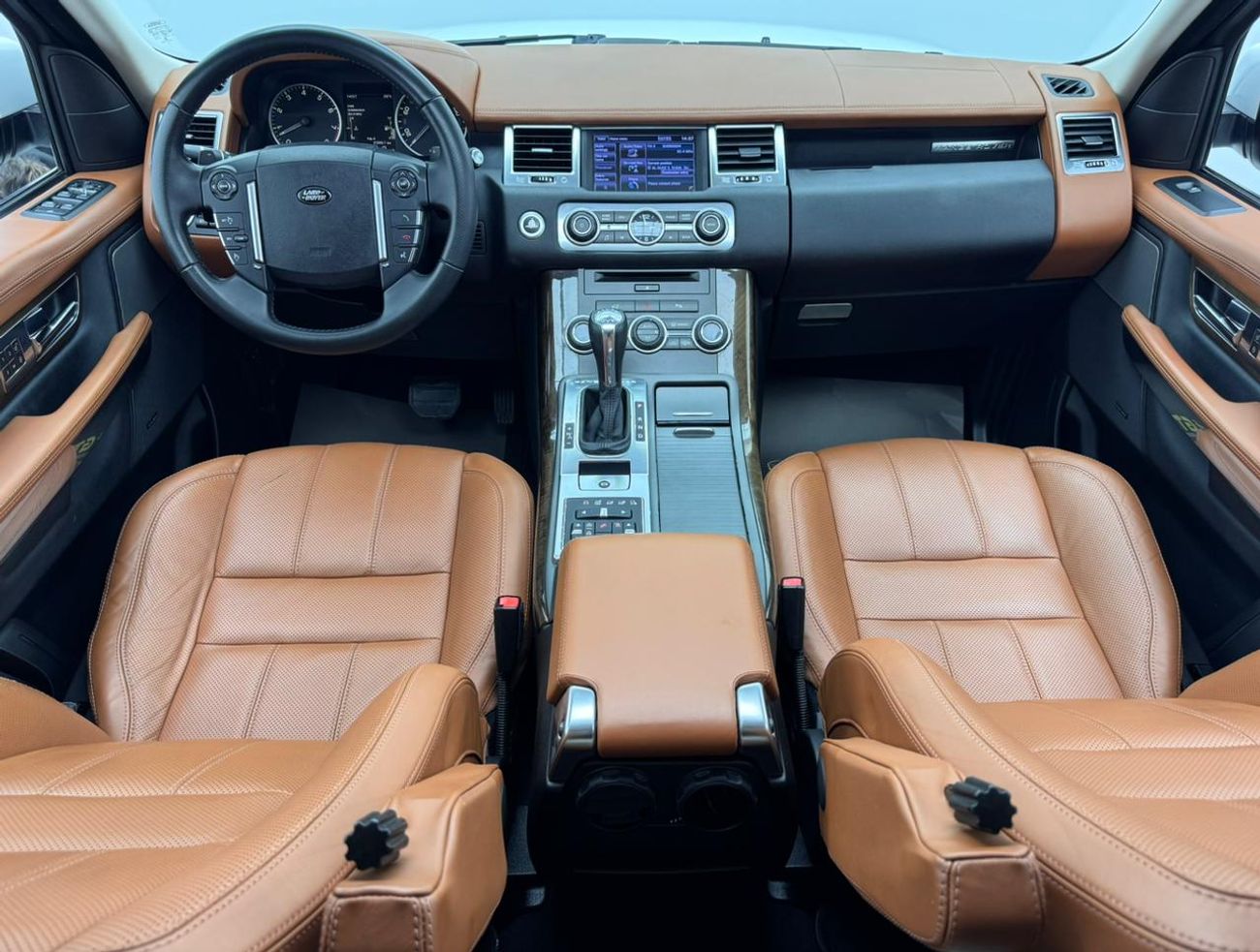 Land Rover Range Rover Sport 2013 Range Rover Sport HSE, Range Rover Service History, Excellent Condition, GCC