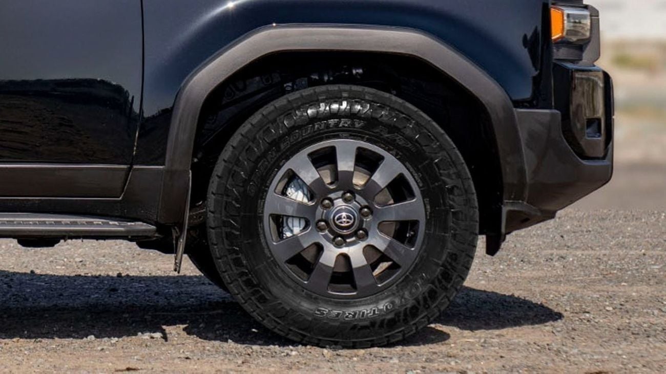 Toyota Prado TOYOTA PRADO 250 WX 2.4P AT ADVENTURE – BLACK