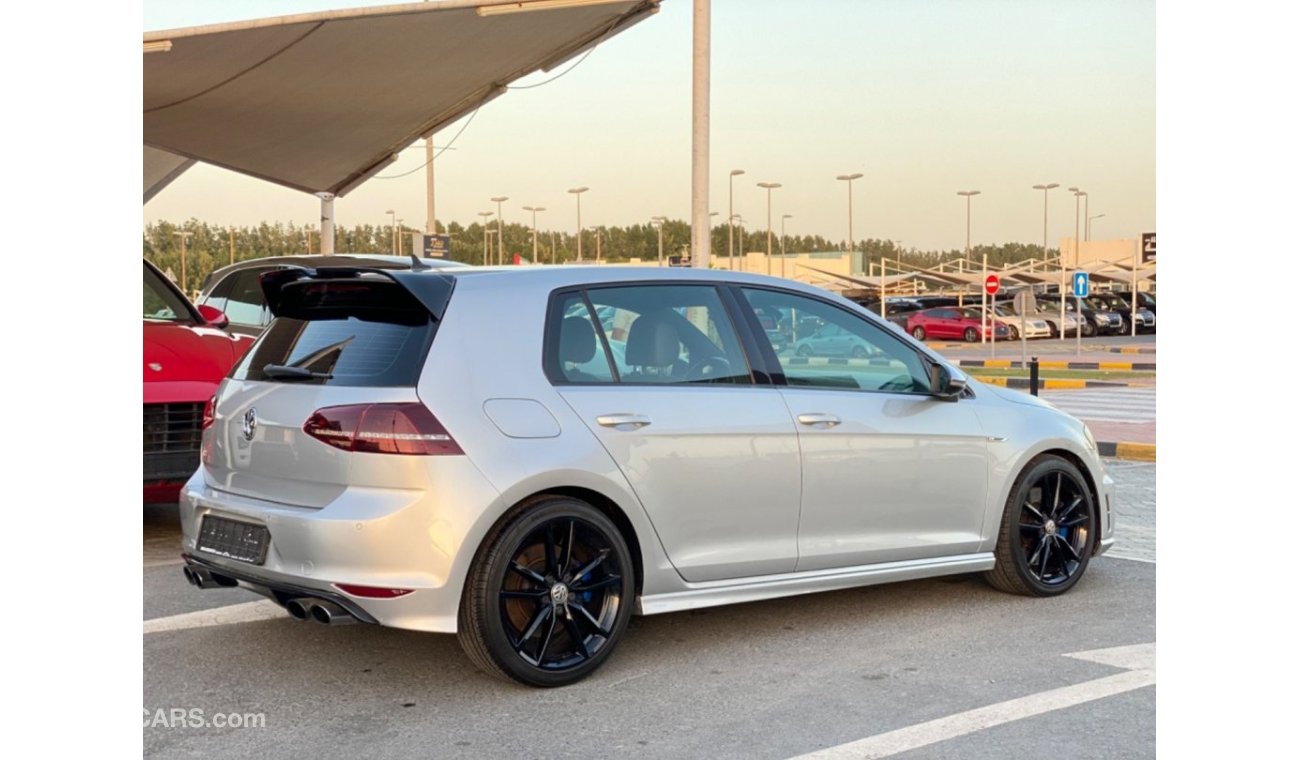 Volkswagen Golf R