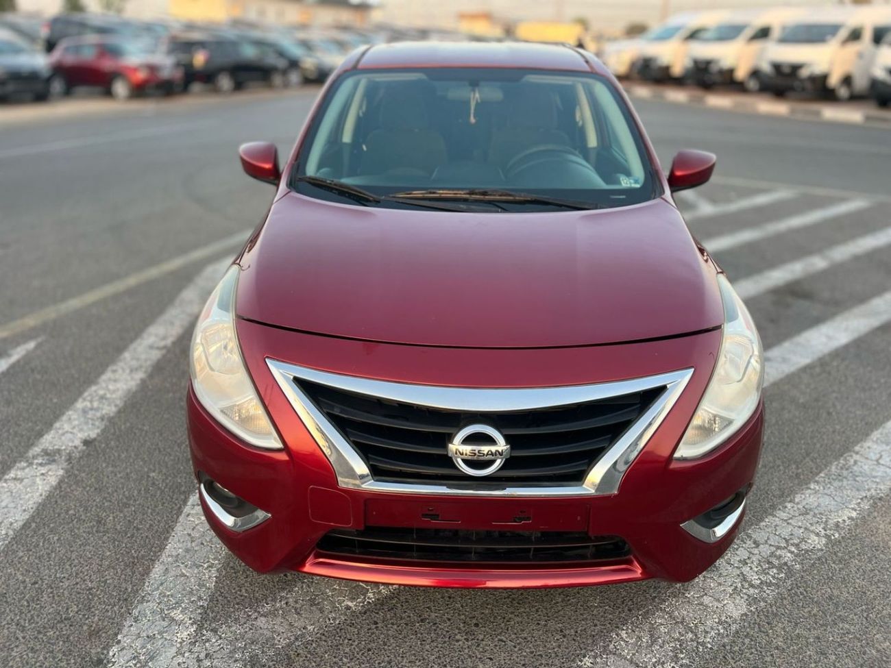 Nissan Versa 2017 Nissan Versa (Sunny) SV 1.5L V4 MidOption