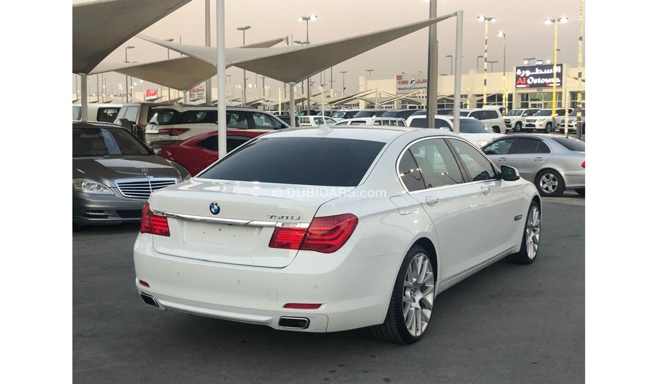 BMW 750Li BMW 750 model 2012 GCC car prefect condition full option sun roof leather seats back camera back air