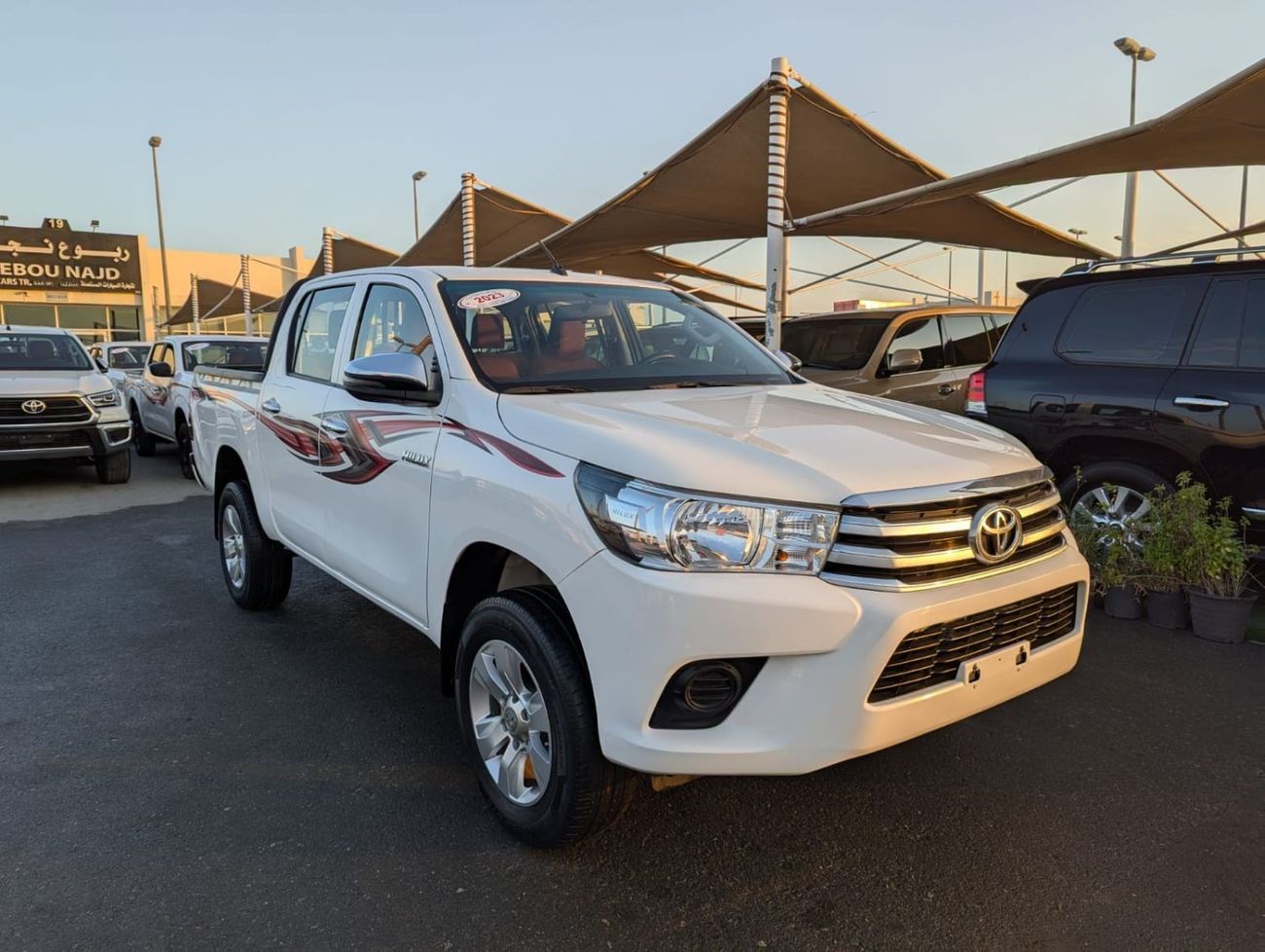 Used 2023 Toyota Hilux DLS 2.4L 4 cylinder Manual . Diesel . Four