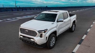 Toyota Tacoma LIMITED I-FORCE MAX/2024/For Local Registration +10%