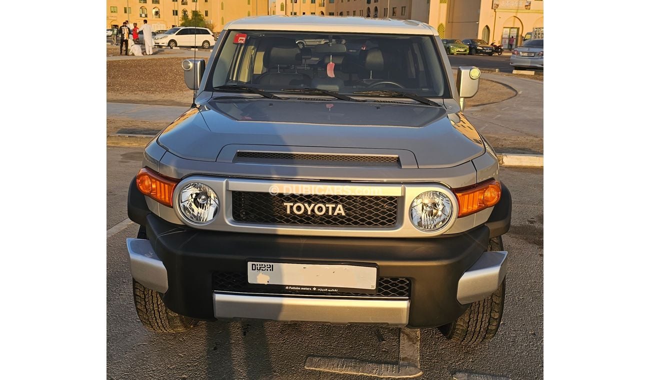 تويوتا إف جي كروزر