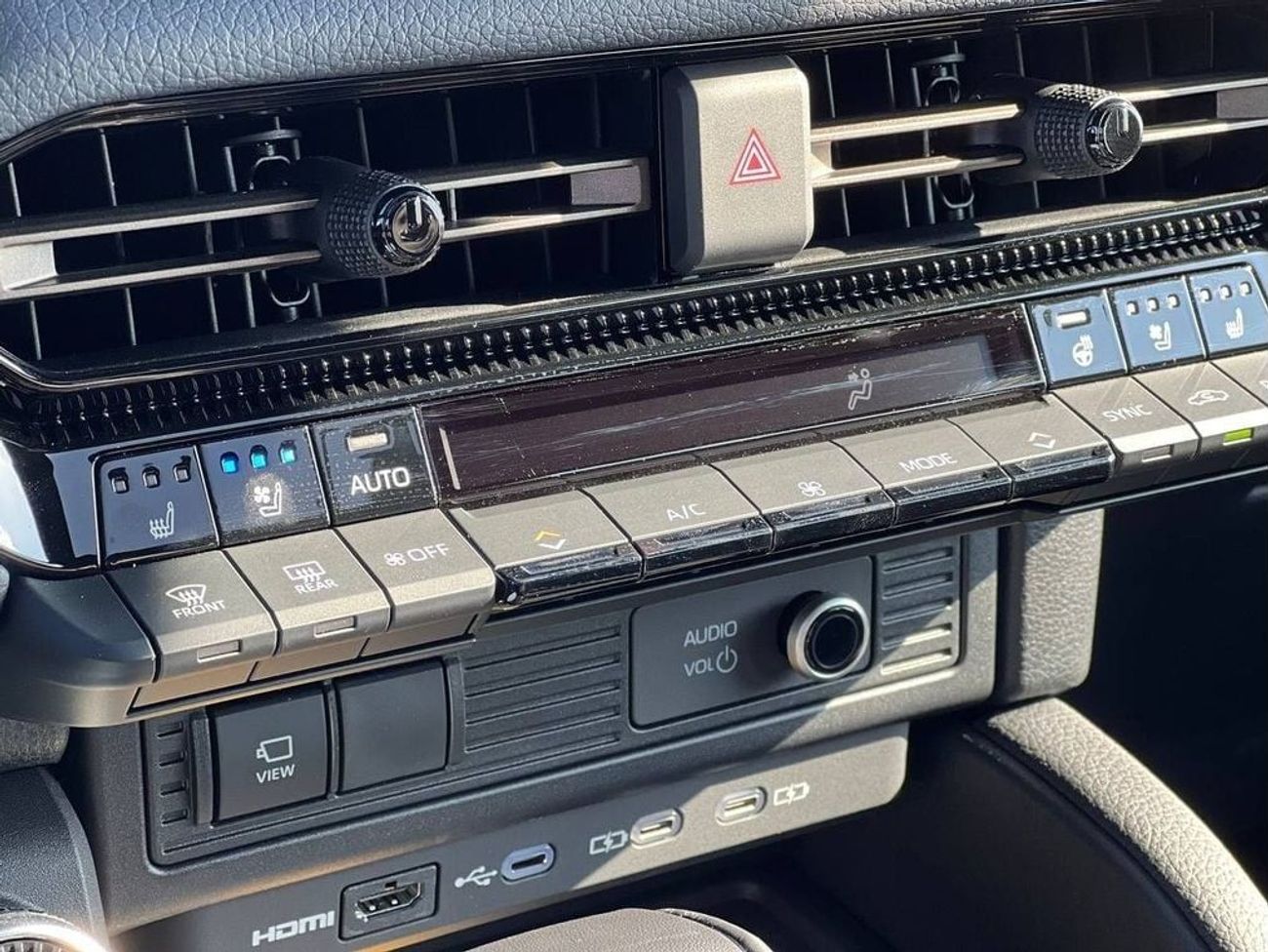 تويوتا برادو Adventure Mono Tone 2.4T ADVENTURE 2.4L TURBO // 2024 // FULL OPTION WITH RADAR & 360 CAMERA , HEAD