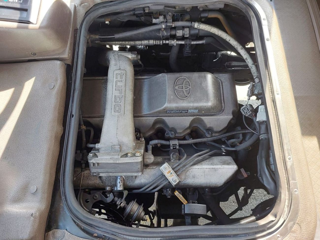 Toyota Coaster TOYOTA COASTER BUS RHD 1998 MODEL 4.2 L DIESEL AUTOMATIC(PM02737)