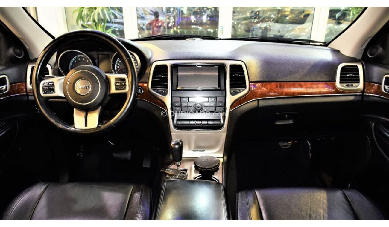 جيب جراند شيروكي ONLY 66000 KM! Jeep Grand Cherokee 2013 Model! In Red Color! Gcc Specs