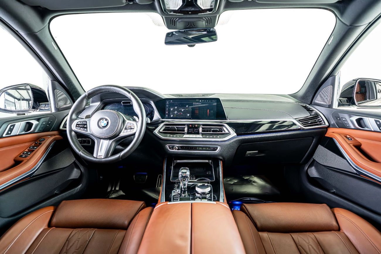 BMW X5 M50i 4.4L Service History- Exclusive colour -M Sport Package