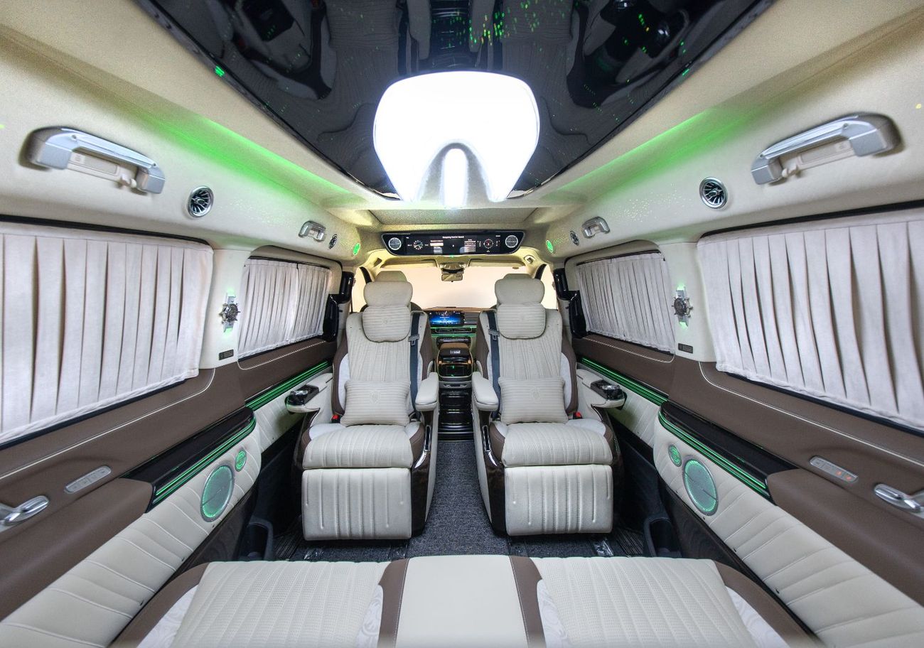 Mercedes-Benz V 300 Ramadan Special Offer | 1 of 28 Magellan Edition | 2 Year Interior Warranty