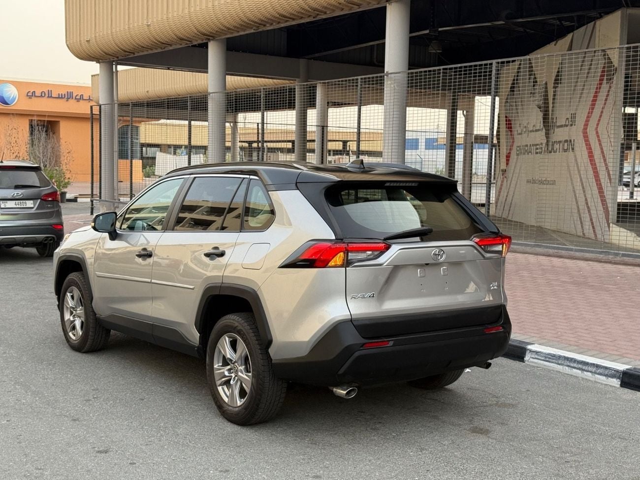 تويوتا راف ٤ XLE 2022 MOONROOF KEYLESS AWD FULL OPTION USA SPEC