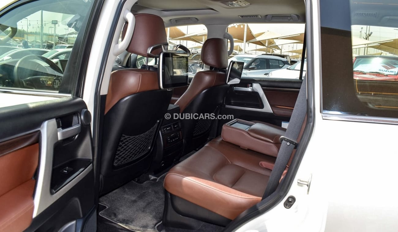 تويوتا لاند كروزر GXR.R