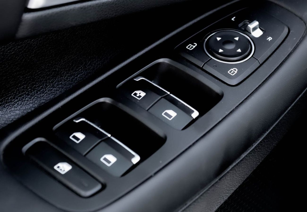 Hyundai Sonata Smart 2.5L Hyundai Sonata 2023 GCC accident-free in excellent condition 1042 P.M