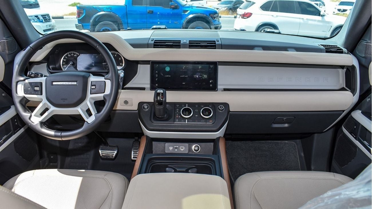 Land Rover Defender P400