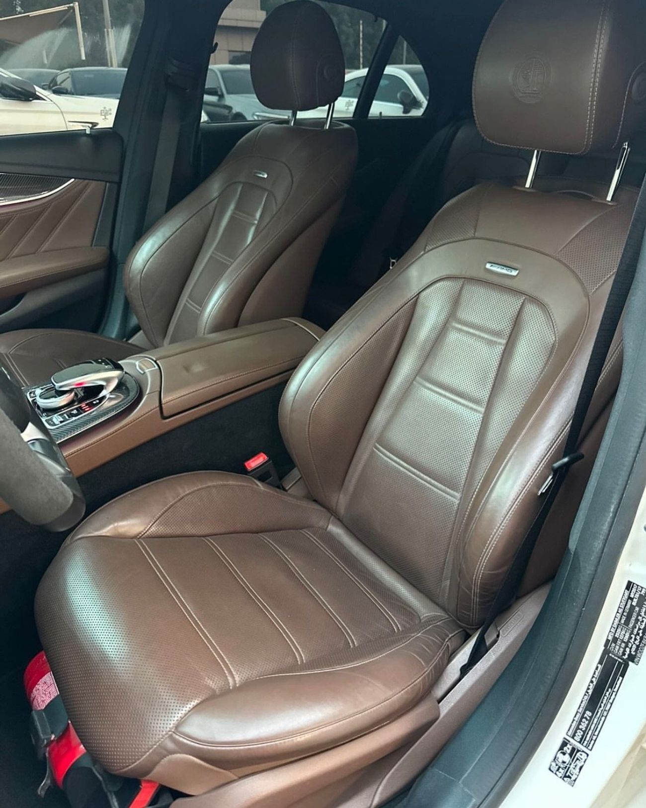 Mercedes-Benz E 63S MERCEDES BENZ AMG E63s GCC 2017 Perfect Condition 6 buttons Full option Full Option Full carbon fibe