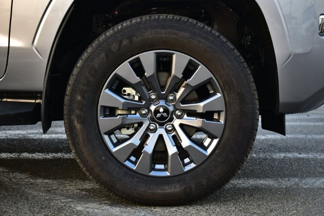 ميتسوبيشي L200 SPORTERO GLS 2.4L DIESEL AT