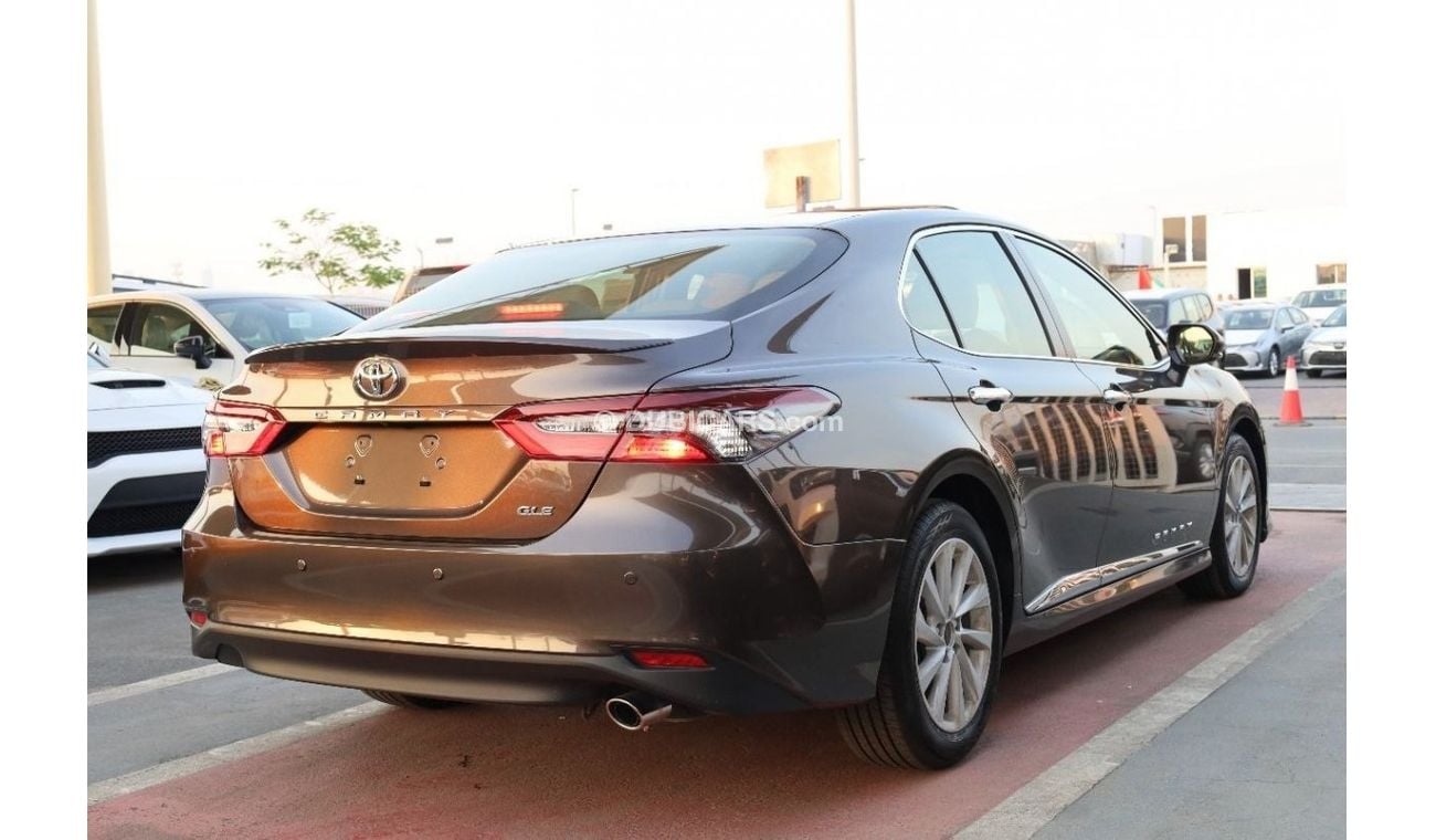 Toyota Camry TOYOTA_CAMRY_GLE_2.5L_2022_GASOLINE_2022