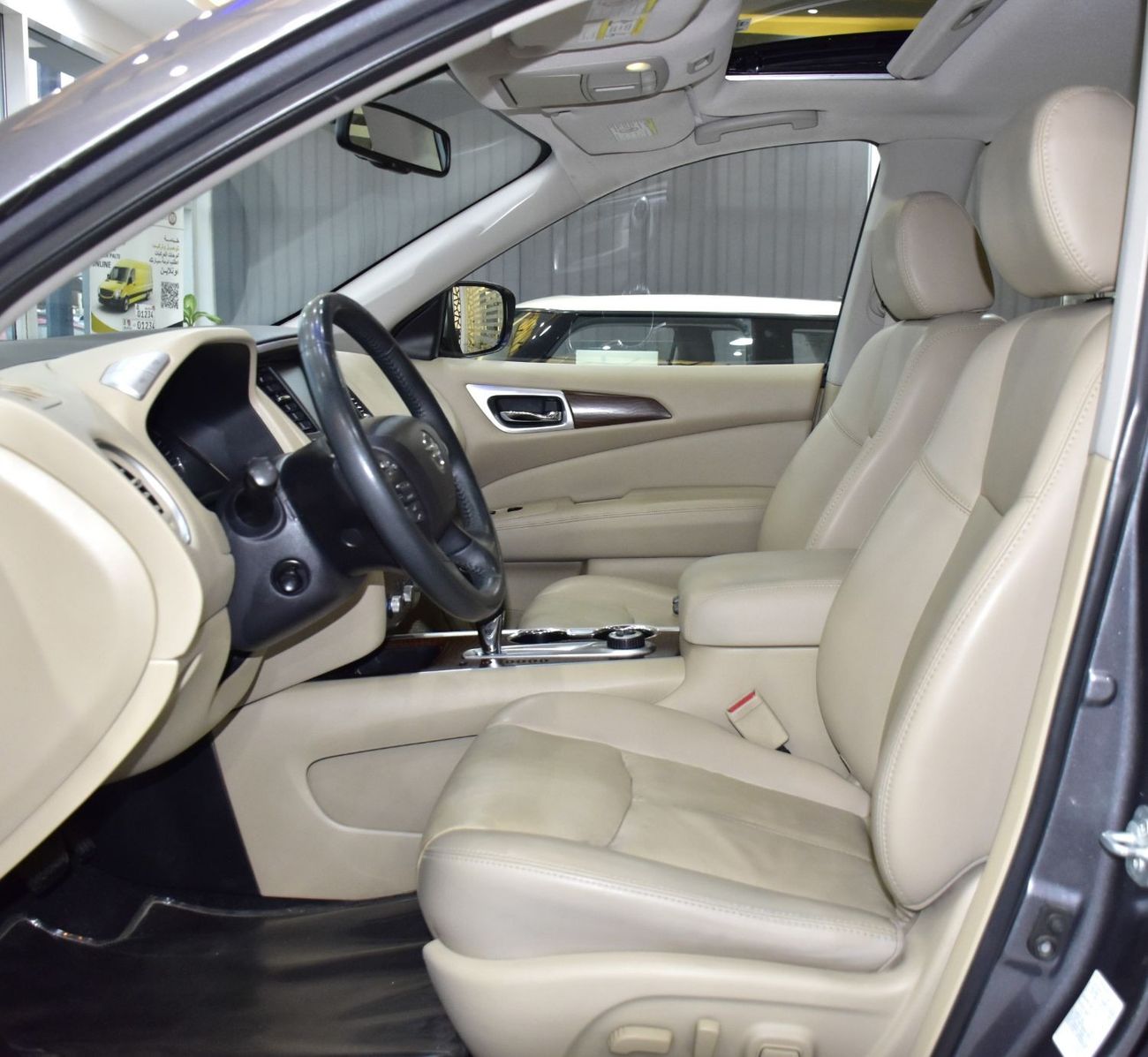 نيسان باثفايندر EXCELLENT DEAL for our Nissan Pathfinder SV 4WD ( 2018 Model ) in Grey Color GCC Specs