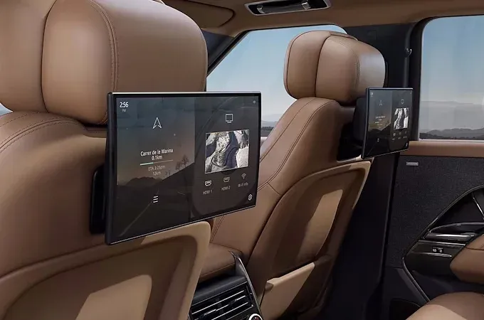 Land Rover Range Rover Sport interior - Rear Seats Screen