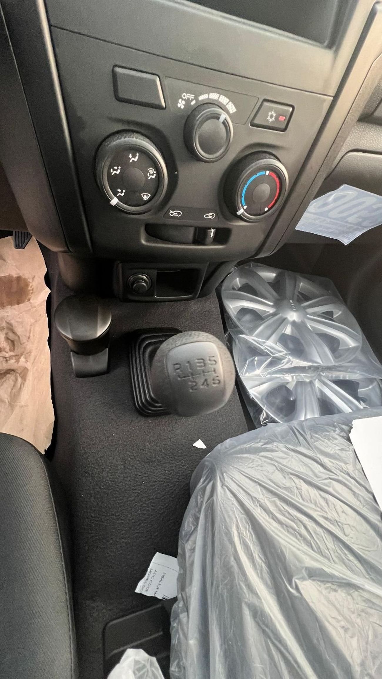 إيسوزو D ماكس Isuzu D Max Pickup 4x2 S.Cab 1.9L MY 2025