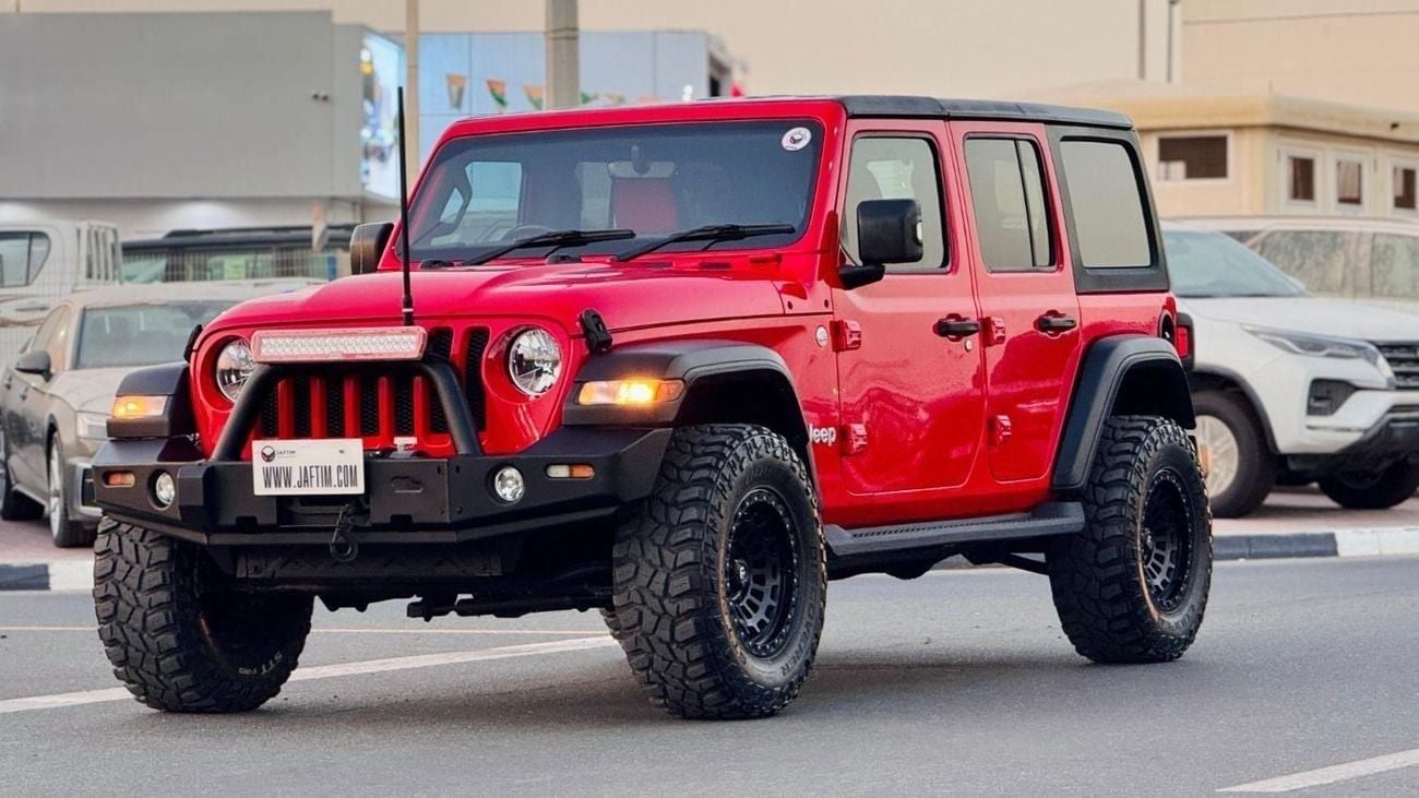 Jeep Wrangler NUDGE BAR WITH LED STRIP LIGHTS | 3.6L PETROL ENGINE | PUSH START | 2019 | RHD | AT | 4WD | REAR VIE