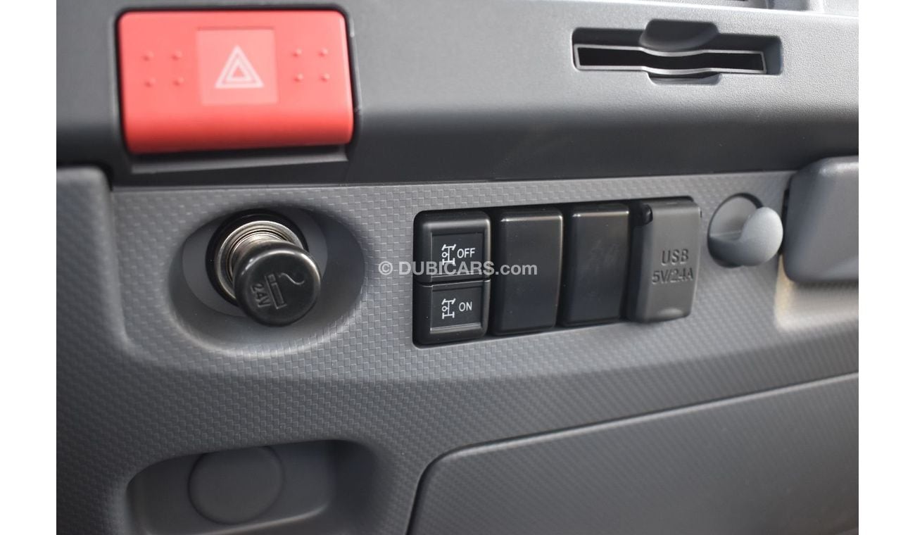 إيسوزو NPR NPR 85 F2S - 3.0T DSL 7.5 TN SWB DUMP TRUCK