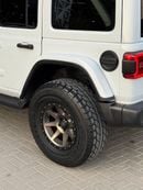 Jeep Wrangler Unlimited Sahara 3.6L 3.6L V6 / SAHARA / PANORAMIC ONE TOUCH ROOF / LEATHER / BIG SCREEN / LOW MILEA