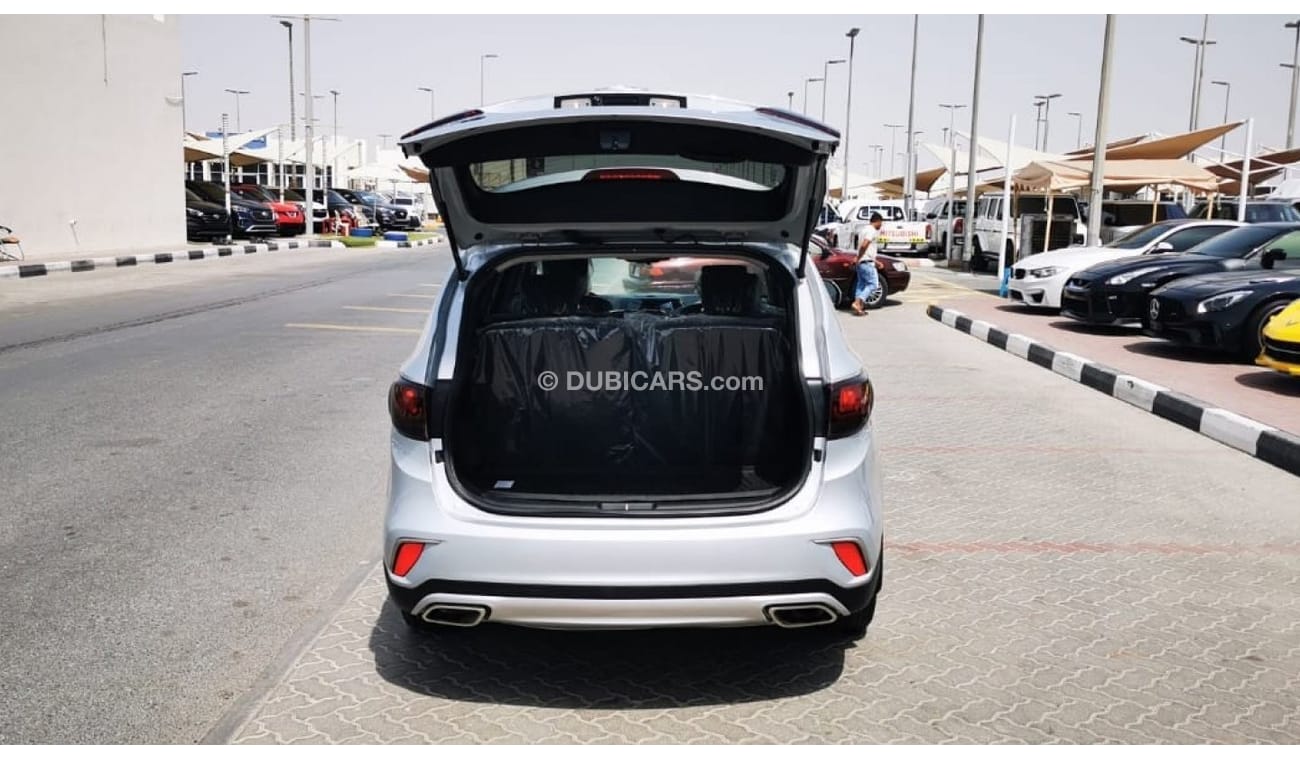 هيونداي جراند سانتا في Limited Edition