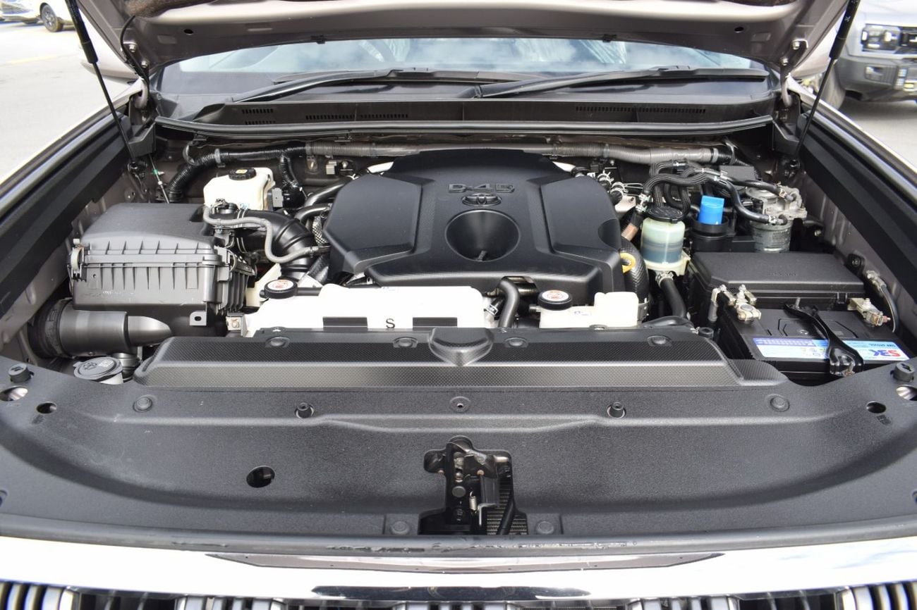 تويوتا برادو DIESEL PRADO RIGHT HAND DRIVE ONLY FOR EXPORT 2.8L FULL OPTION