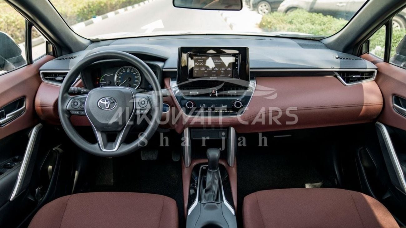 تويوتا كورولا كروس TOYOTA COROLLA CROSS 1.8P HEV AT MY2023