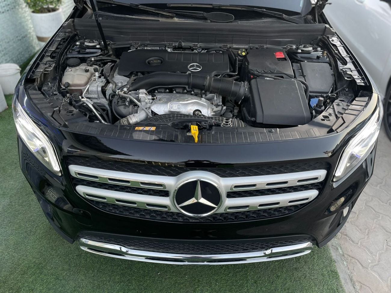 مرسيدس بنز GLB 250 4MATIC